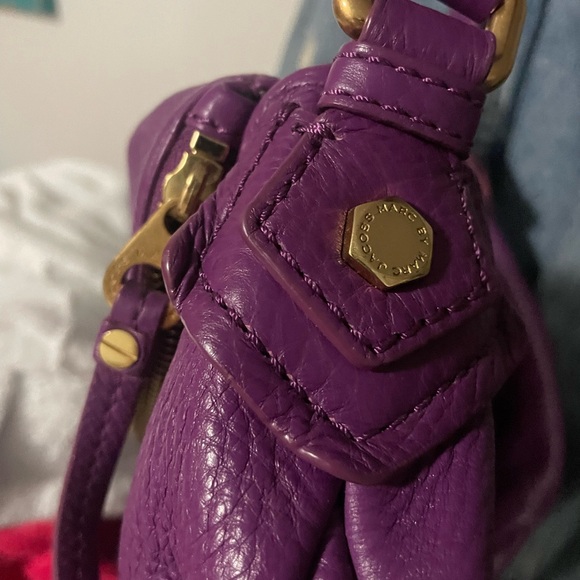 Marc by Marc Jacob’s Natasha bag in purple - Picture 5 of 11